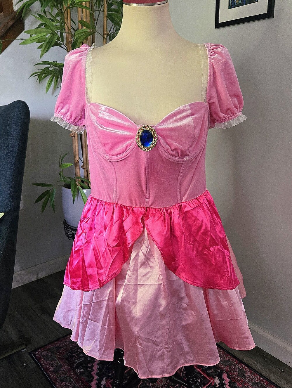 Dolls Kill Princess Peach Toadstool Costume Womens XXL